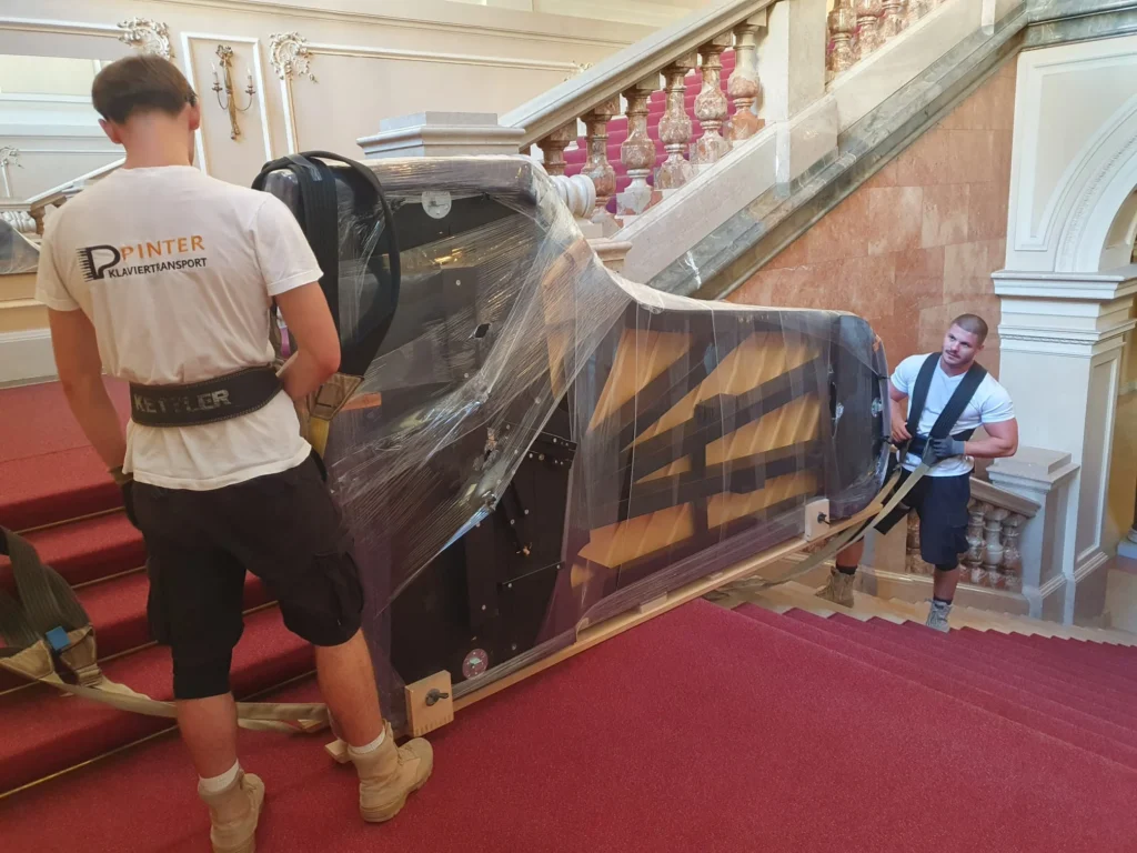 pinter klaviert und fluger transport osterreich und wien 45 - Pinter Klaviertransport
